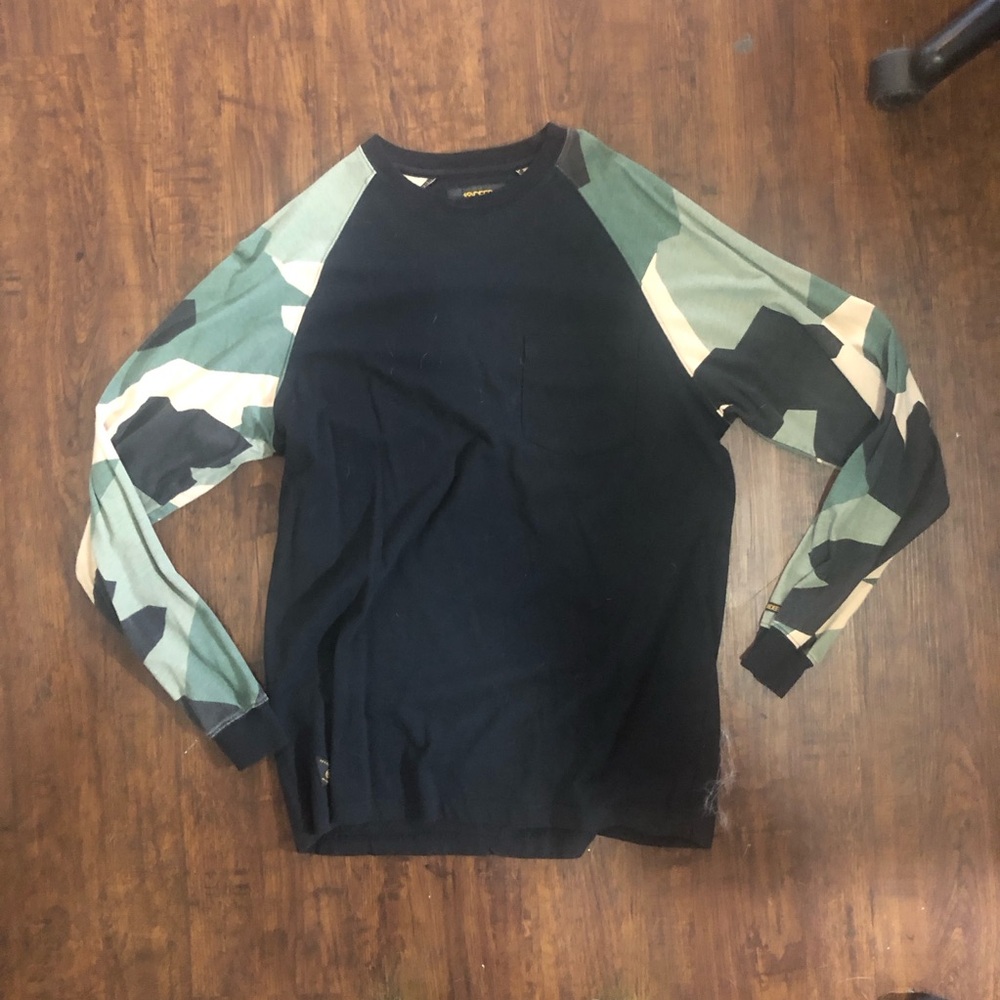 10Deep Camouflage Sleeve Black Long Sleeve Shirt